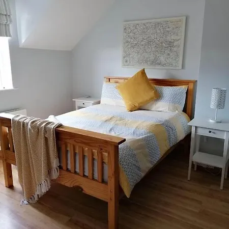 6 Lisadell Mews